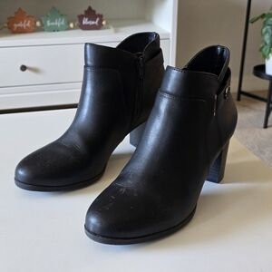 Giani Bernini Sleek Black  Faux Leather Chunky Heel Ankle Boots